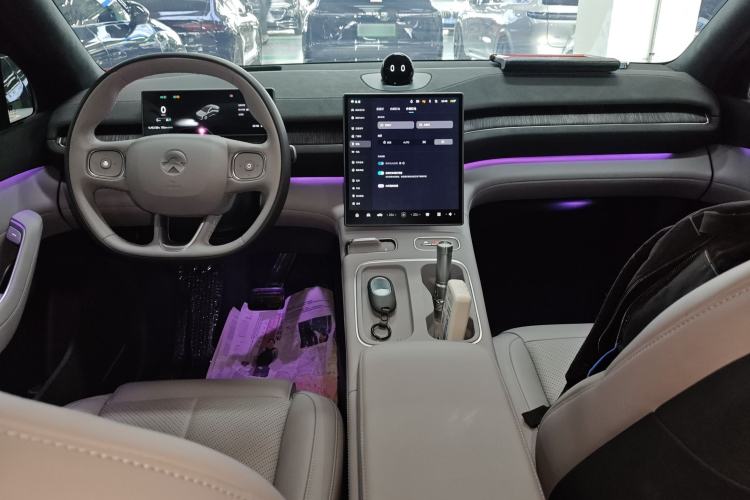 Used Nio EC6 2024 75 kWh
