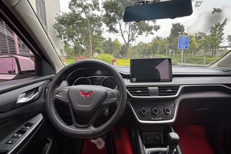 Used Wuling Hongguang S3 2019 1.5L Manual Standard Version China VI Standard