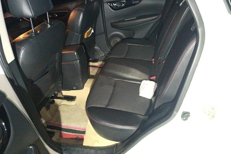 Used Nissan Qashqai 2017 2.0L CVT Luxury Edition China V Standard Left Rear Seat