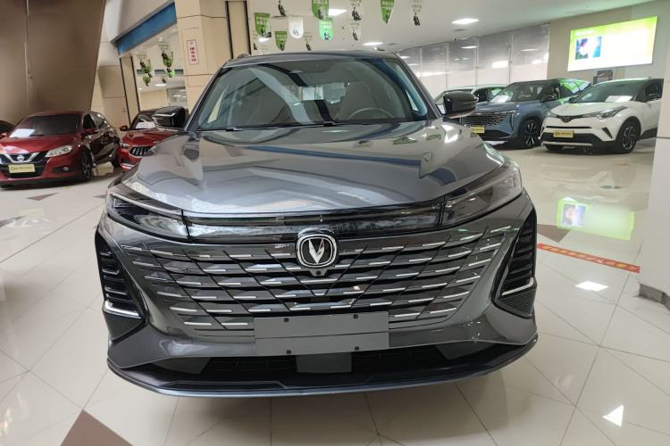 Used Changan CS75 PLUS 2024 3rd Generation Champion Edition 1.5T Intelligent Drive Dynamic Model
