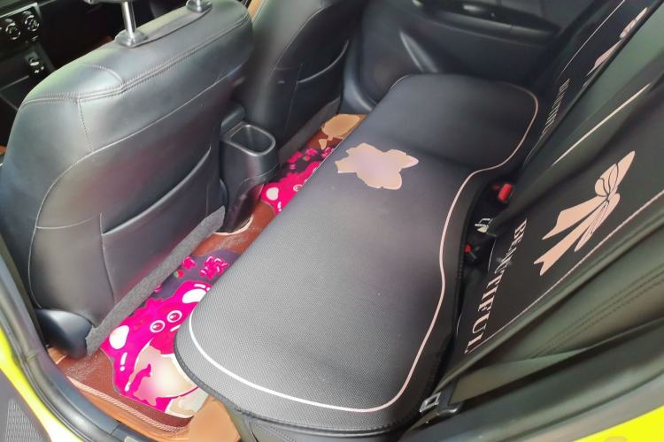 Used Toyota YARiS L Zhi Xuan 2016 Revised 1.5E CVT Charming Edition Left Rear Seat