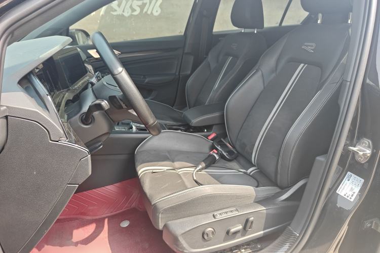 Used Volkswagen Golf 2021 280TSI DSG R-Line Left Front Seat