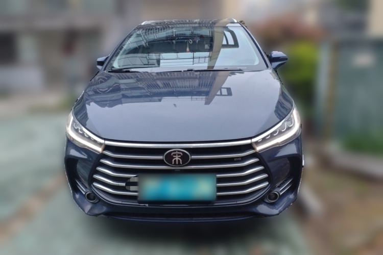 Used BYD Song MAX 2017 1.5T Automatic Smart Connect Elite 7-Seater Front