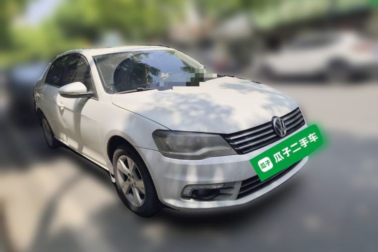 Used Volkswagen Bora 2014 1.6L Manual Comfort Model Front Right 45 Deg