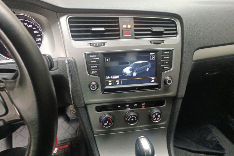 Used Volkswagen Golf 2015 1.4TSI Comfort Travel Edition