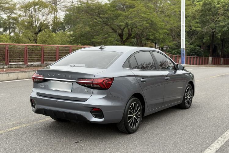 Used Roewe i5 2021 Revised Version 1.5L CVT Diamond Edition Exterior 6