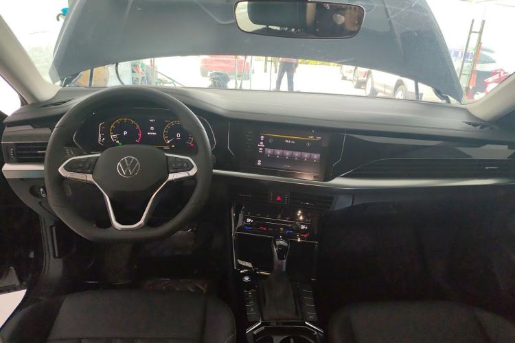 Used Volkswagen Passat 2025 Premium Version 380TSI Dragon Edition