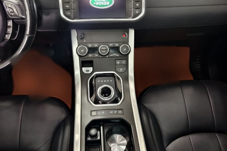 Used Land Rover Range Evoque 2017 2.0T SE Smart Glow Edition
