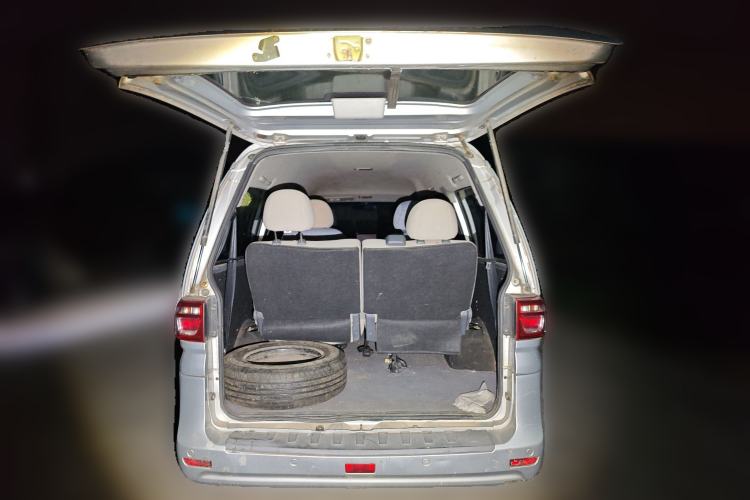 Used FORTHING Lingzhi 2018 M3L 1.6L 7-Seater Comfort Model