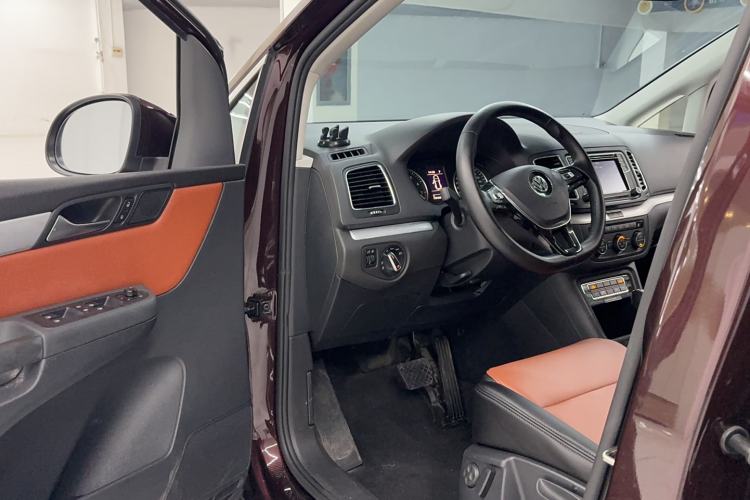 Used Volkswagen Sharan 2016 380TSI Comfort Edition 7-Seater
