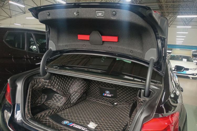 Used BMW 5 Series 2020 525Li M Sport Package Trunk