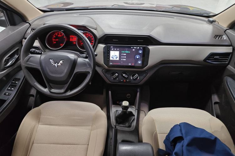 Used Wuling Hongguang 2018 1.5L S Standard Version L2B