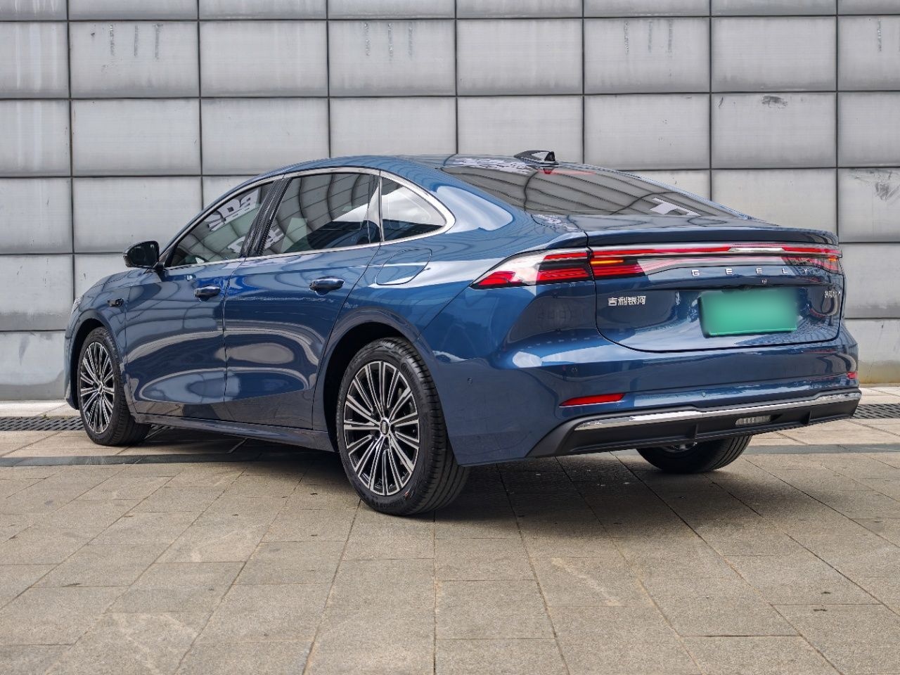 Geely Galaxy A7 2025 Model EM-i 150km Starship Edition — снимка 18