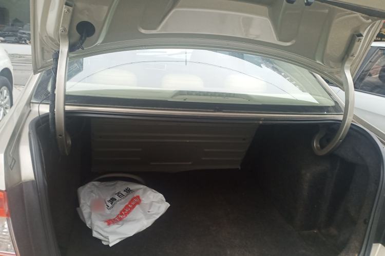 Used Skoda Rapid 2015 1.6L Automatic Smart Selection Model