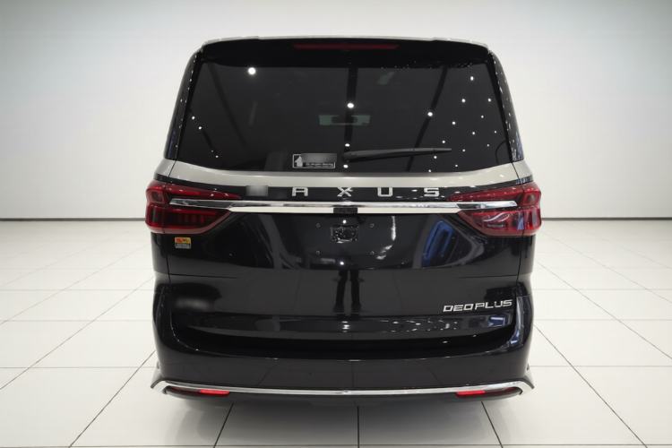 Used SAIC MAXUS G20 2023 Facelifted PLUS 2.0T Gasoline Automatic Luxury Edition