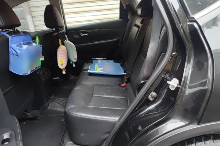 Used Nissan X-Trail 2017 2.0L CVT Comfort Edition 2WD Left Rear Seat