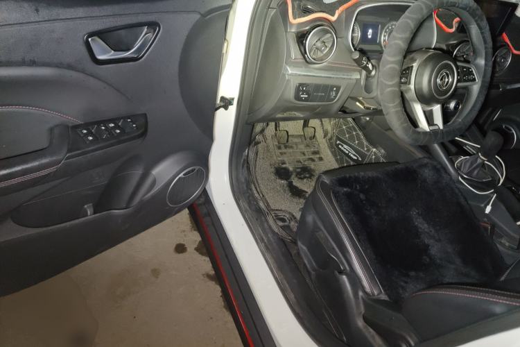 Used Dongfeng Fengon 500 2022 1.5L Manual Enjoyment Model