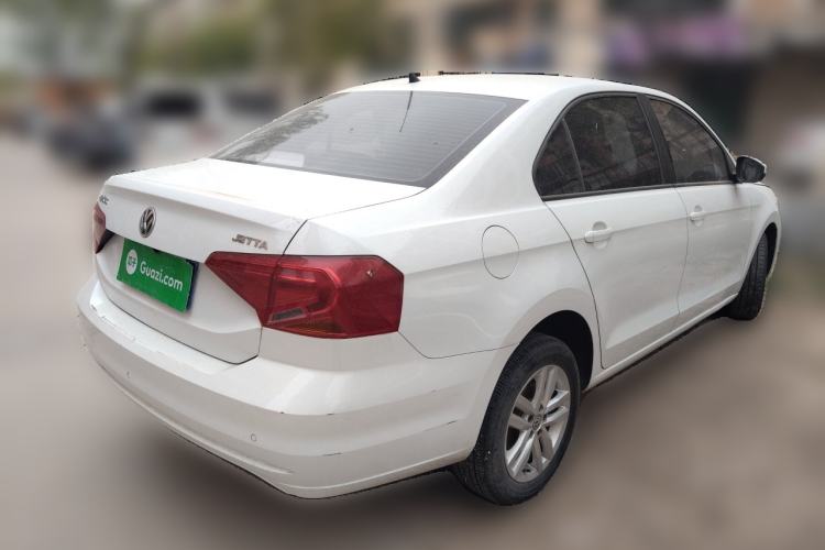 Used Volkswagen Jetta 2017 1.4L Manual Fashion Edition