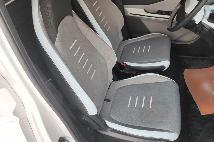 Used Wuling NAMMIEV 2021 Passion Edition Right Front Seat