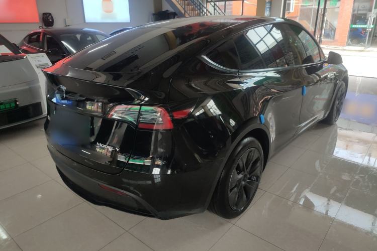 Used Tesla Model Y 2023 Rear-Wheel-Drive Version