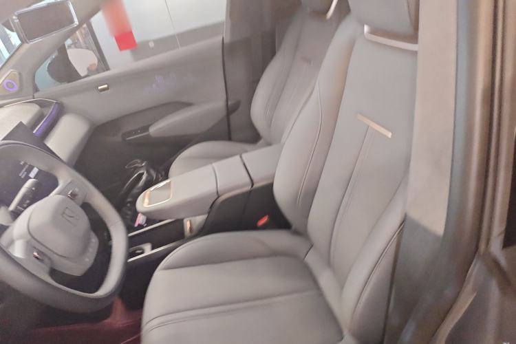 Used Zeekr X 2025 5-Seater Rear-Drive Version Left Front Seat