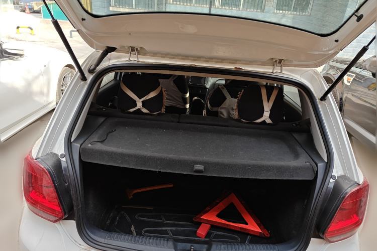 Used Volkswagen Polo 2013 1.6L Automatic Comfort Edition