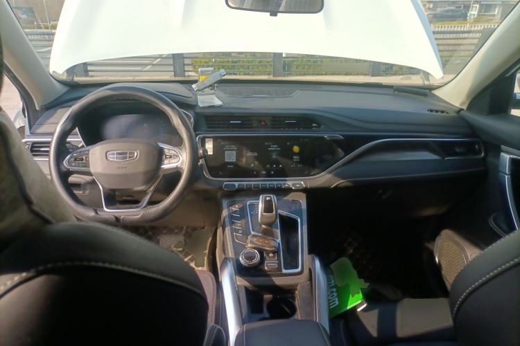 Used Geely Auto Emgrand X7 Sport 2021 Million Edition 1.8TD DCT Two-Wheel Drive Luxury Model
