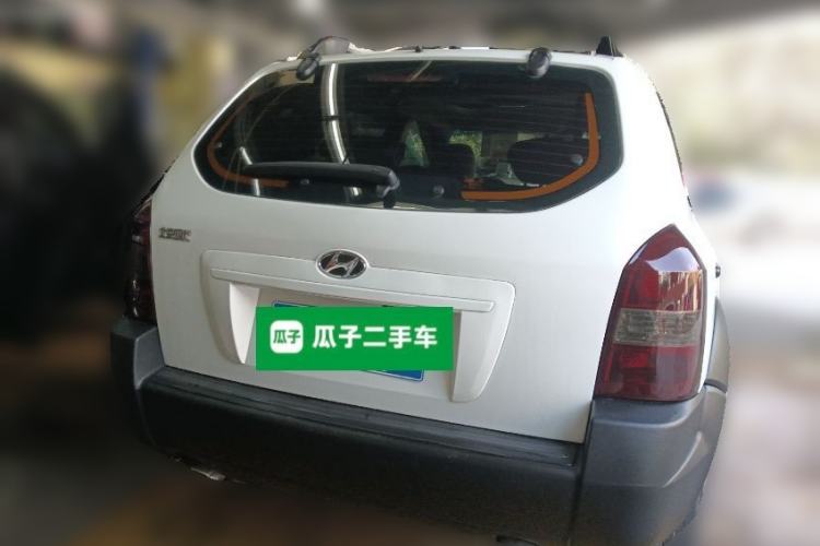 Used Hyundai Tucson 2009 2.0L Manual Two-Wheel Drive Fashion Edition