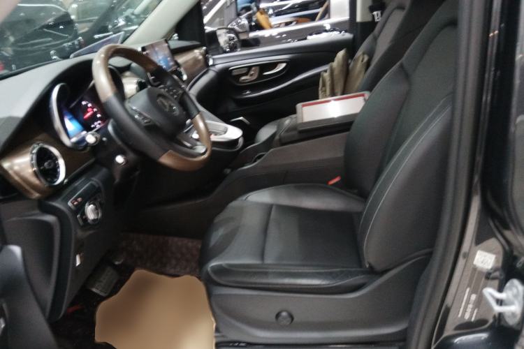 Used Mercedes-Benz V-Class 2020 V 260 L Long-wheelbase Luxury Edition Left Front Seat