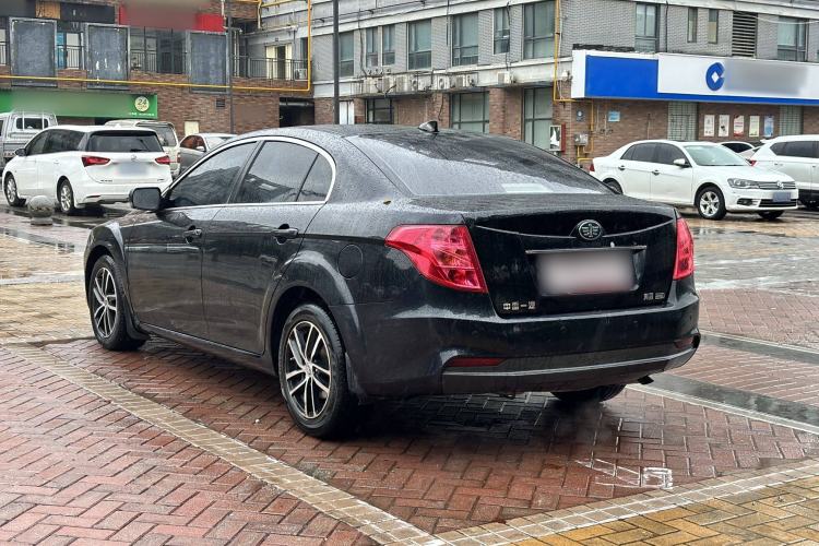 Used Bestune B50 2013 1.6L automatic luxury version