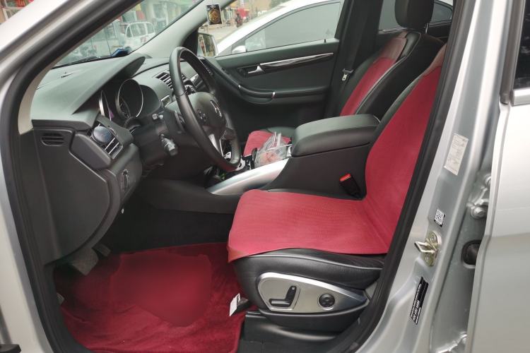 Used Mercedes-Benz R-Class 2017 R 320 4MATIC Business Edition Prestige Model