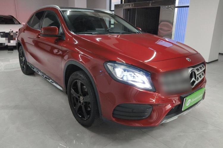 Used Mercedes-Benz GLA 2019 GLA 200 Fashion Model Front Right 45 Deg