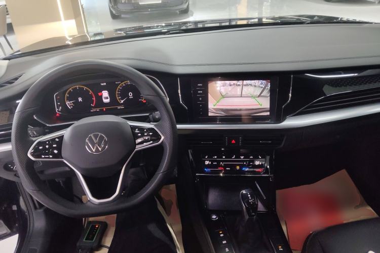 Used Volkswagen Passat 2023 Revised 330TSI Starry Elite Edition Center Console