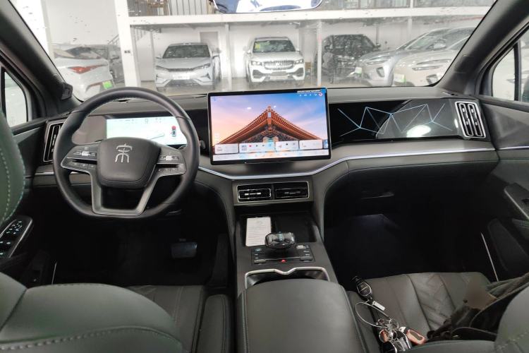 Used BYD Song L DM-i 2025 Intelligent Driving Version 160 km Beyond-Range Type
