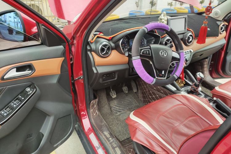 Used BAIC Senova X35 2016 1.5L Manual Luxury Edition
