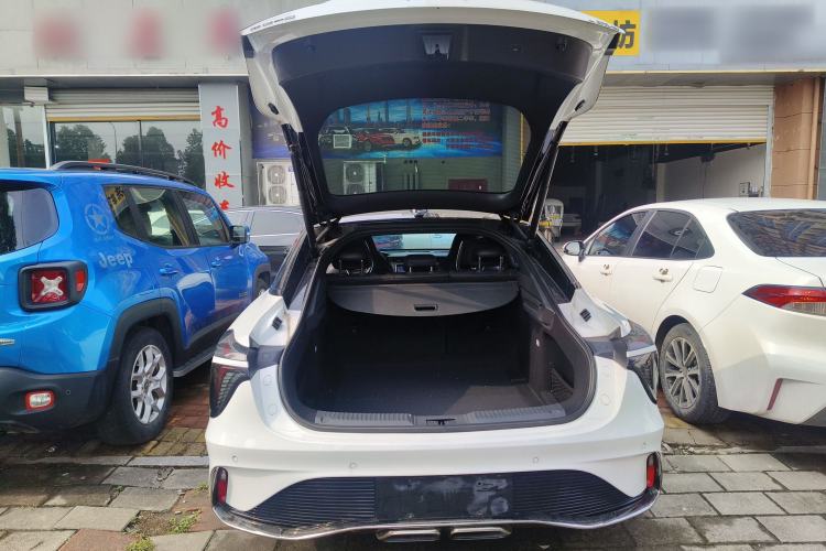 Used Hongqi H6 2023 2.0T ZhiShang Version
