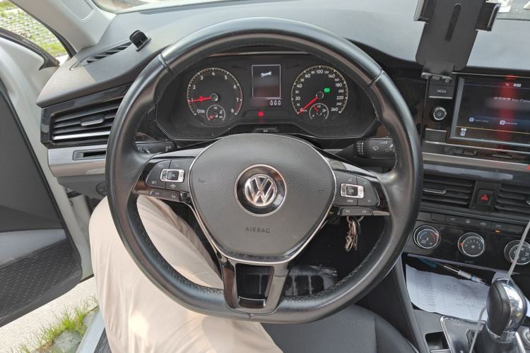 Used Volkswagen Bora 2019 Revised Version 1.5L Automatic Comfort Edition China VI Standard Steering Wheel