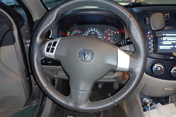 Used CHANGAN Alsvin V5 2012 1.5L Manual Sport Version China V Standard