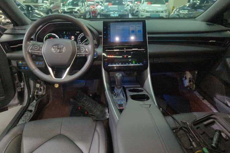 Used Toyota Avalon 2022 Dual-Engine 2.5L Luxury Edition
