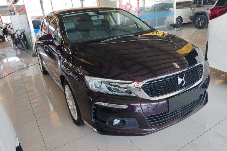 Used DS 4S 2018 30THP Enjoyment Model