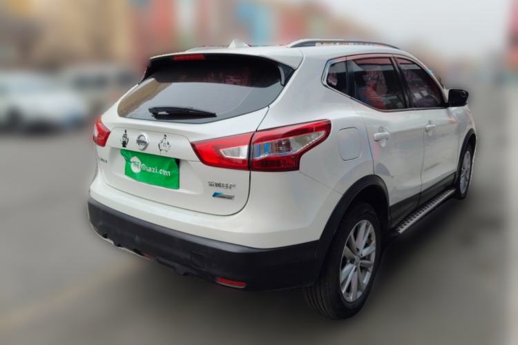 Used Nissan Qashqai 2016 2.0L CVT Elite Edition Rear Right 45 Deg