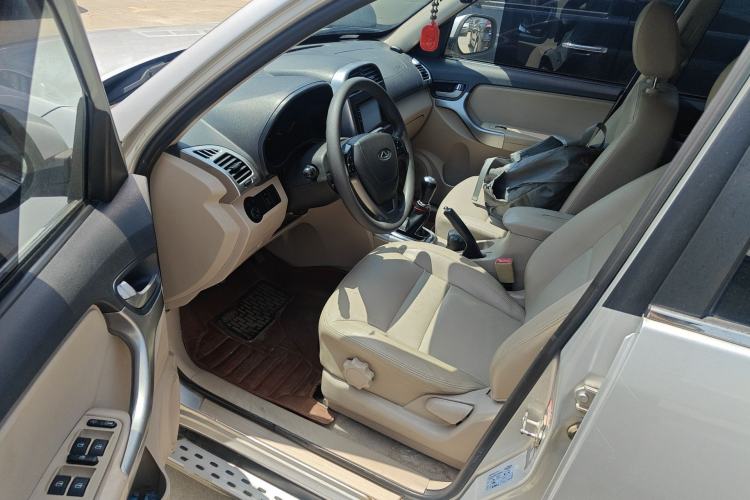 Used Chery Tiggo 3 2014 1.6L Manual Zhishang Edition