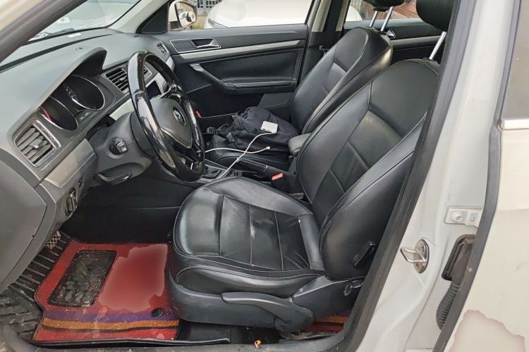 Used Volkswagen Lavida 2015 1.6L Automatic Comfort Edition Left Front Seat