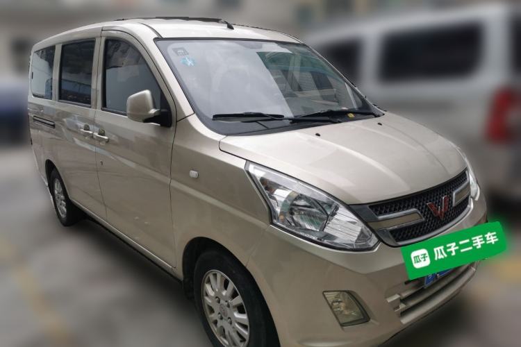 Used Wuling Rongguang V 2019 1.5L Standard Version China VI LAR Front Right 45 Deg