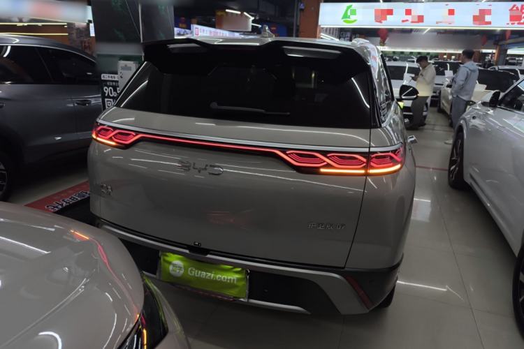 Used BYD Frigate 07 2024 HONOR Edition DM-i 205KM Flagship Model