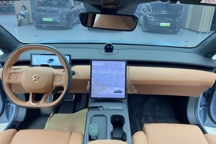 Used Nio ET5 2022 100 kWh Center Console