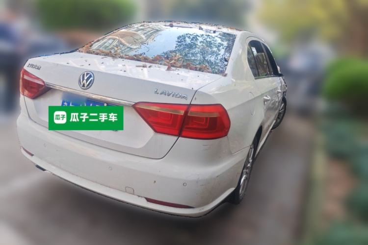 Used Volkswagen Lavida 2013 Restyled Classic 1.6L Manual Comfort Edition
