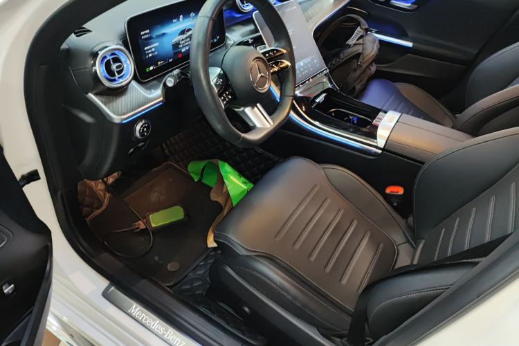 Used Mercedes-Benz C-Class 2023 Second Facelift C 260 L Sport Edition Driver Seat