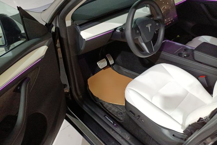 Used Tesla Model Y 2021 Performance High-Performance All-Wheel-Drive Version
