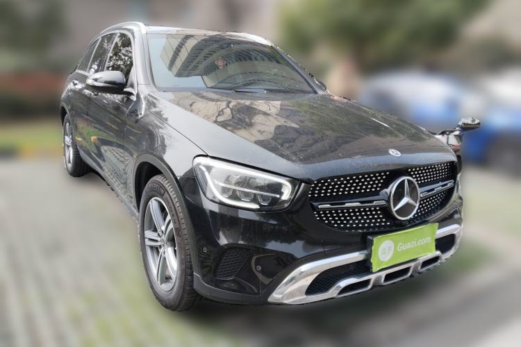 Used Mercedes-Benz GLC 2021 GLC 260 L 4MATIC Dynamic Edition Front Right 45 Deg
